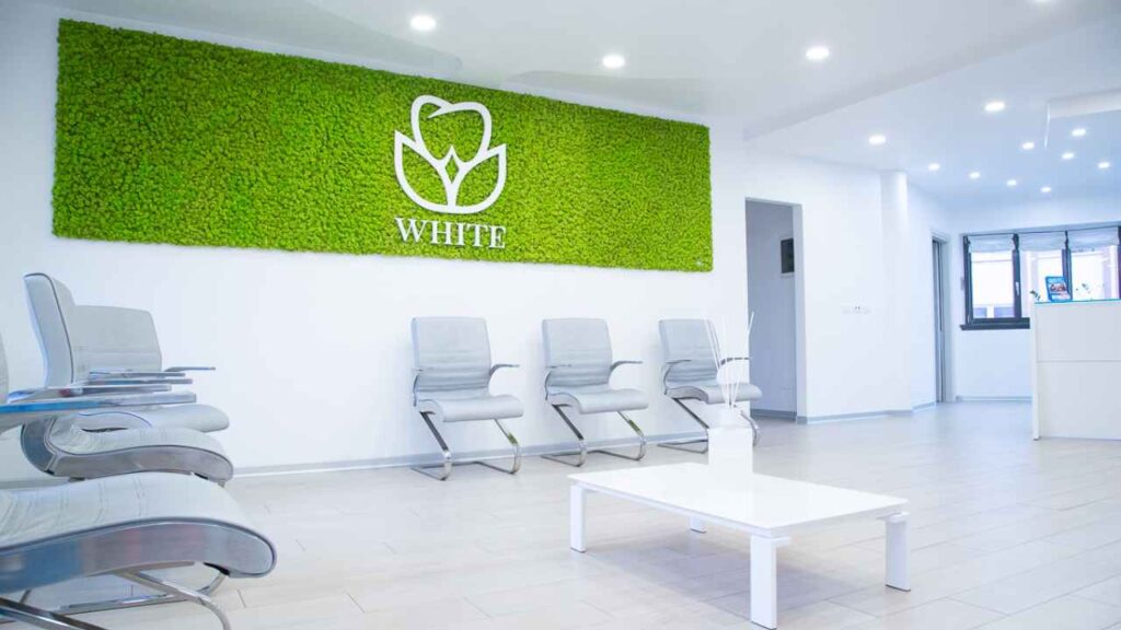 Il Comfort del Paziente al Centro: L'Approccio del Dottor Costa 2 clinica dentale trento _ dottor costa